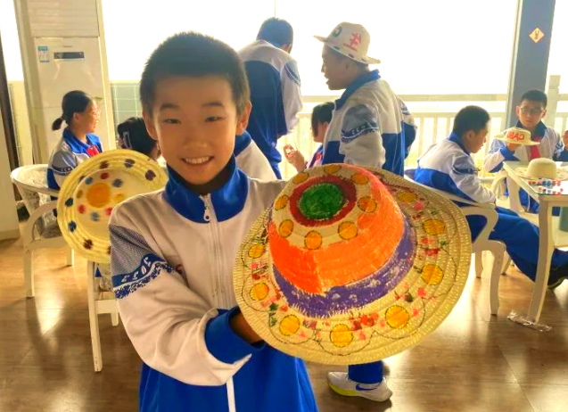 畅通普通教育与工作教育互融渠道为学生搭建多元化成长“立交桥”